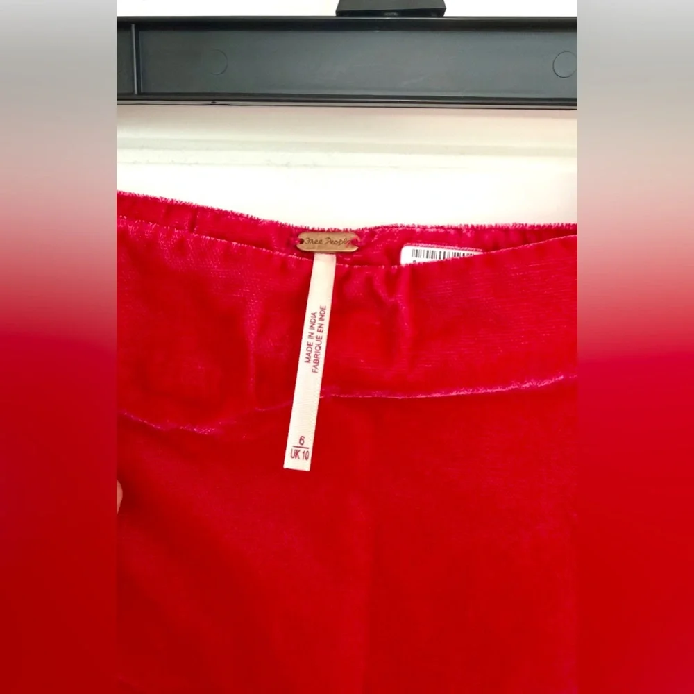 FREE PEOPLE
ANNALISE VELVET MINI SKIRT - Picture 8 of 8